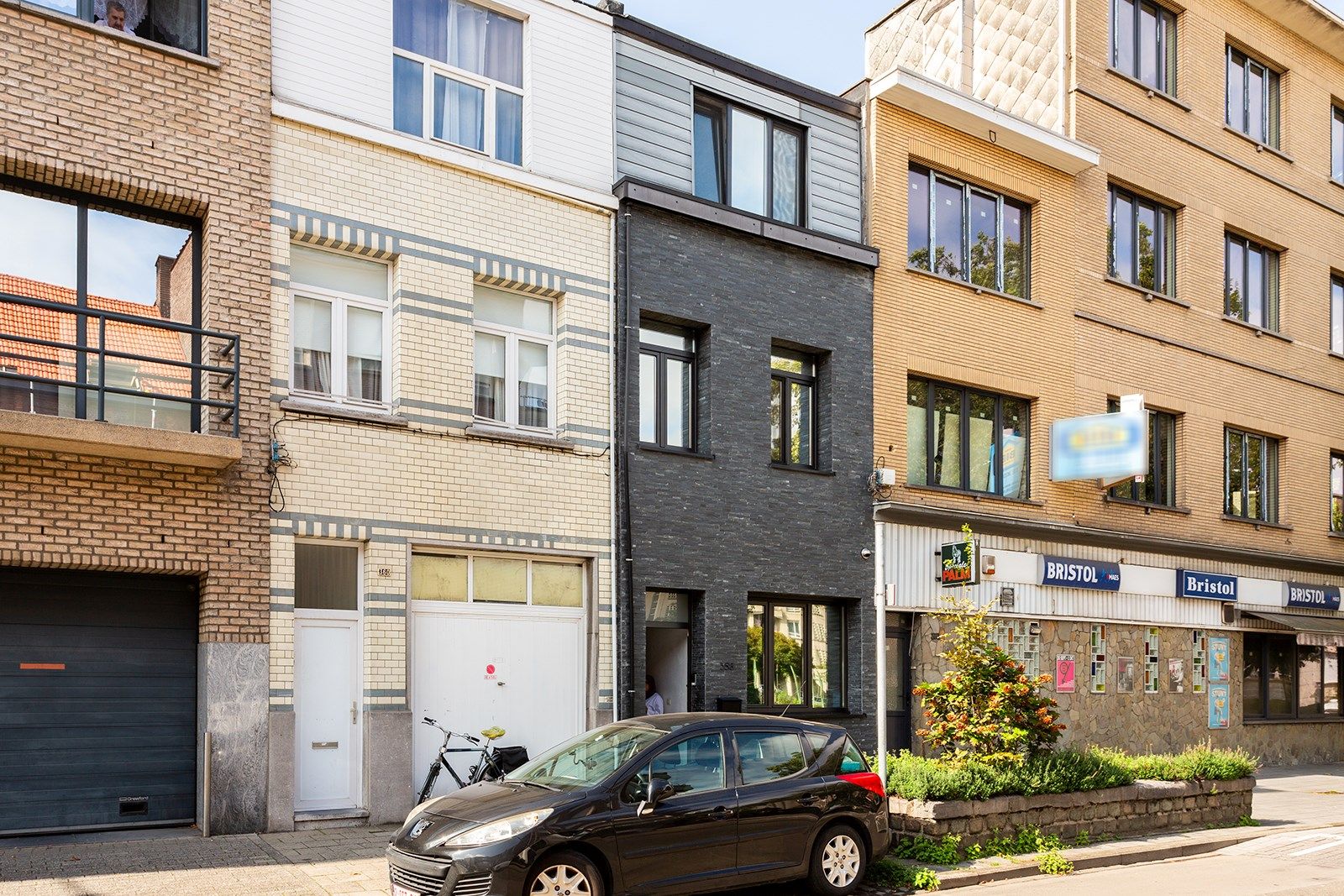 Ruime woning met 4 slaapkamers foto 25