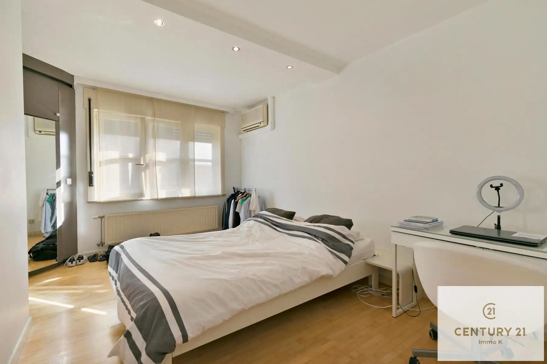 Opbrengsteigendom - verhuurd app. en kantoor op toplocatie! foto 13