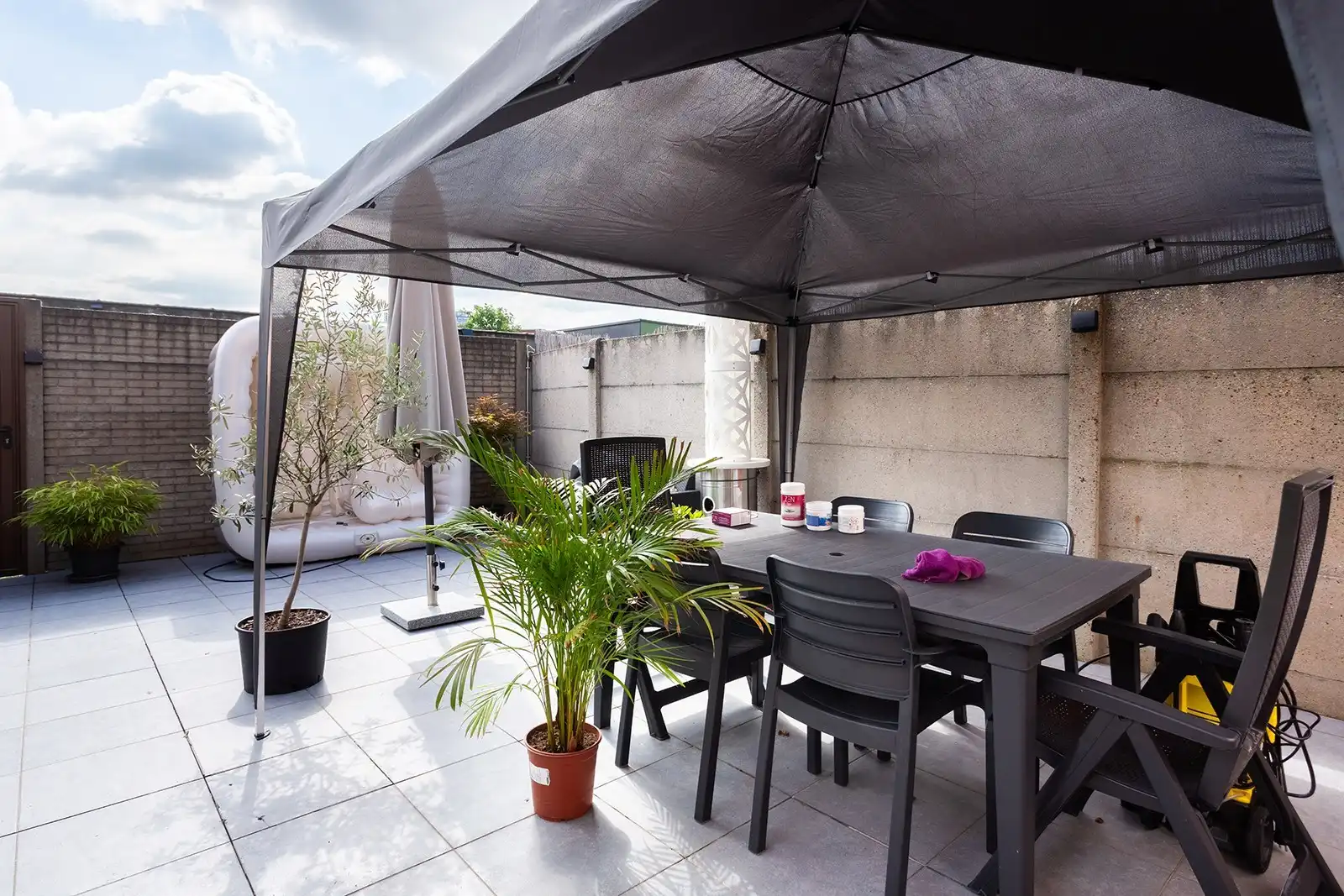 Opbrengsteigendom met 6 appartementen en 9 garageboxen foto 13