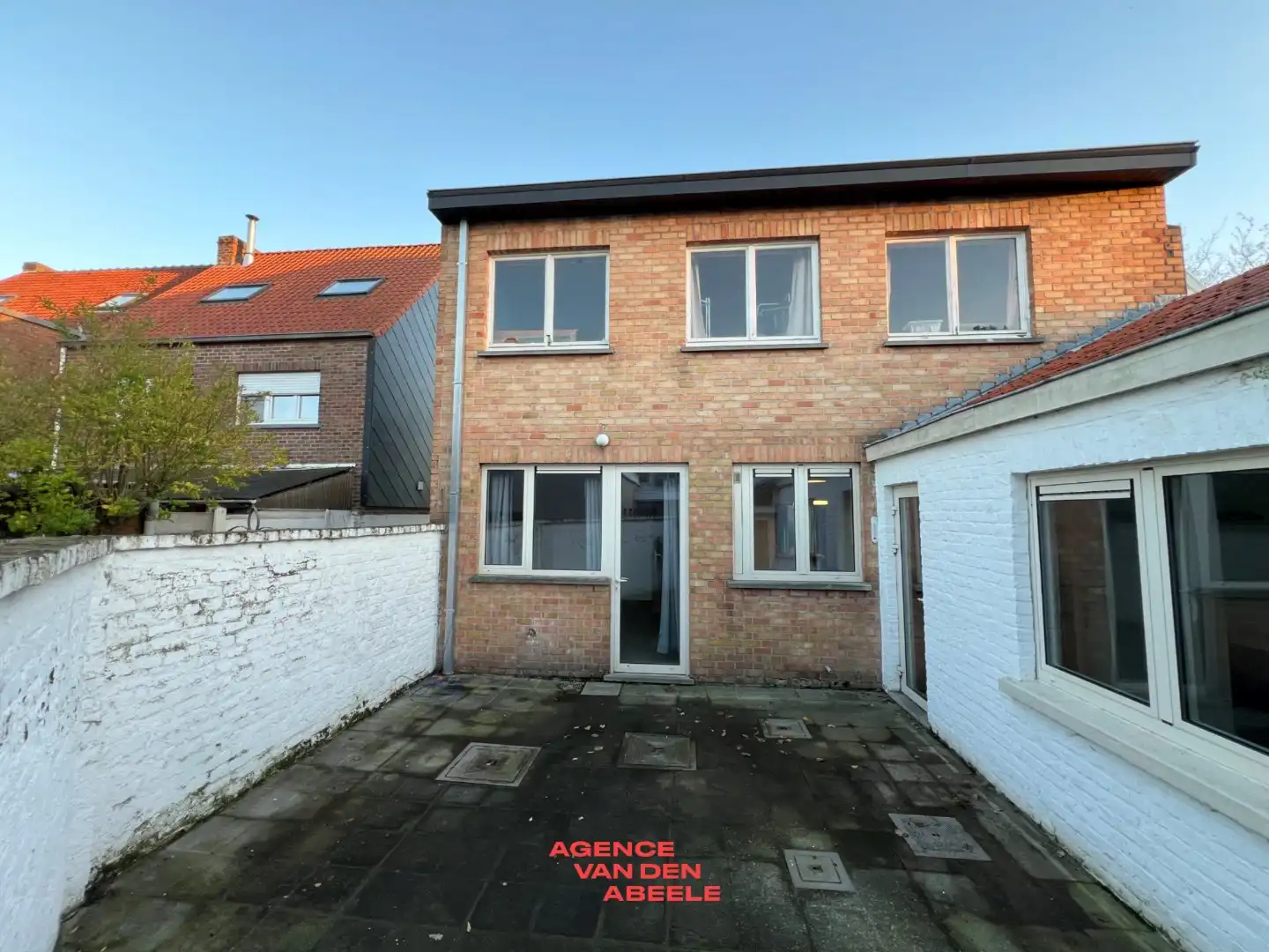 Opbrengsteigendom bestaande uit 2 appartementen met garage foto 24