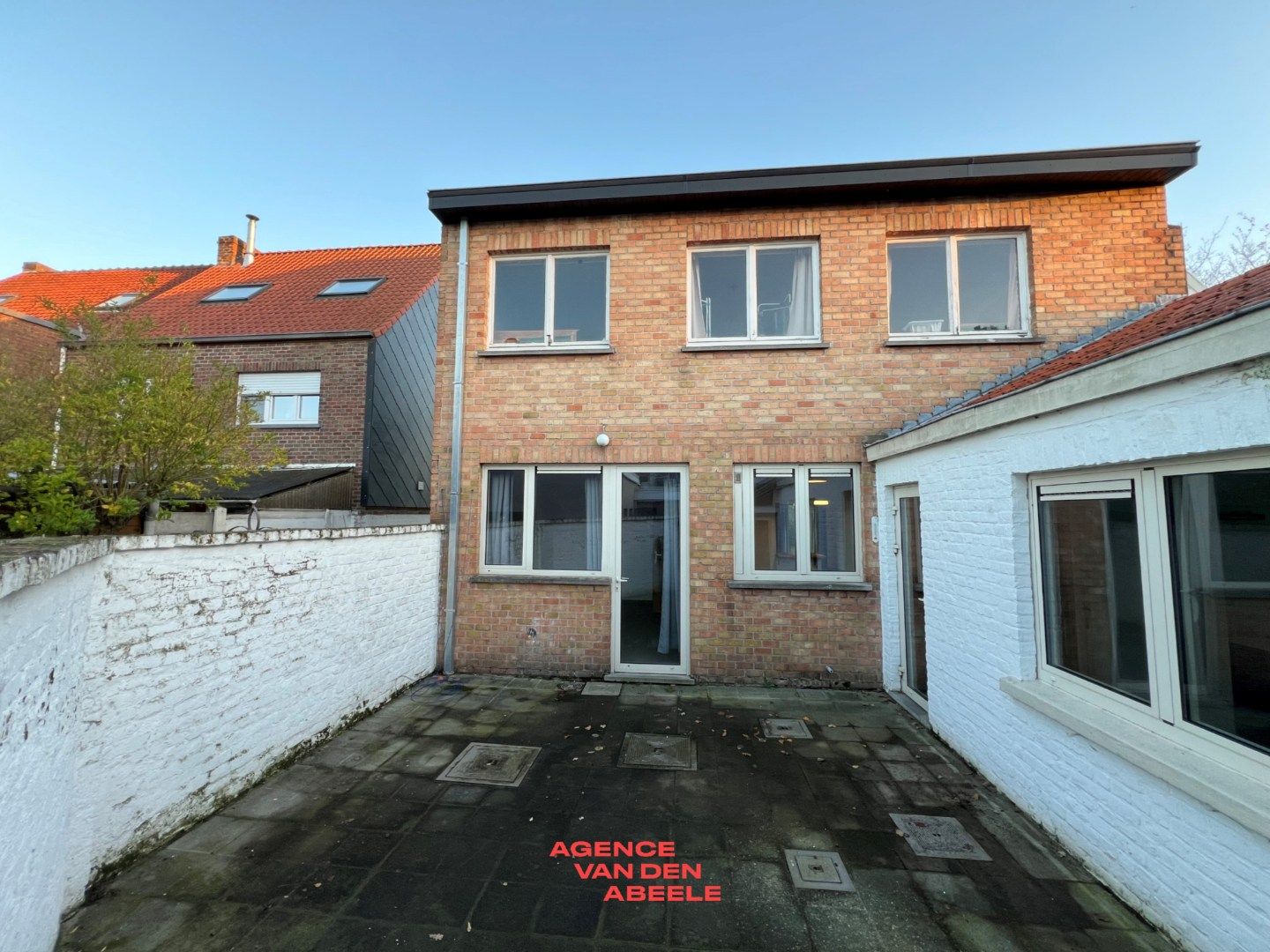 Opbrengsteigendom bestaande uit 2 appartementen met garage foto 24