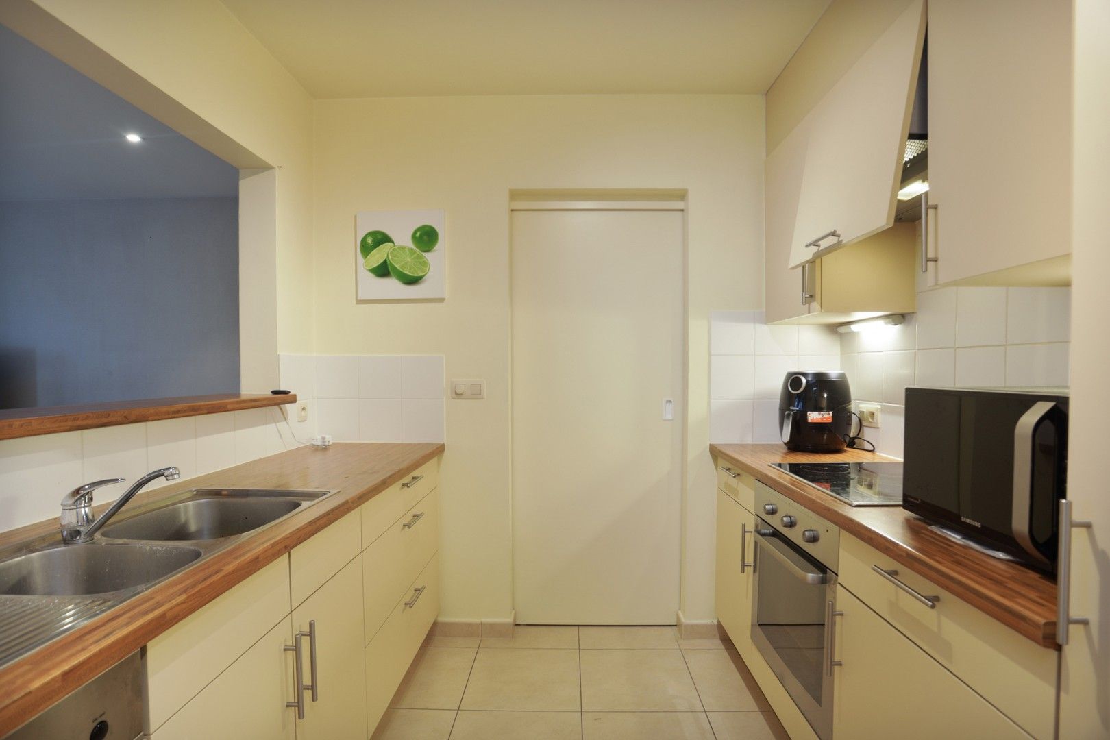 TOPLOCATIE! GOED ONDERHOUDEN, RUIM, INSTAPKLAAR 2-SLPK-APP MET 2 GROTE TERRASSEN foto 5
