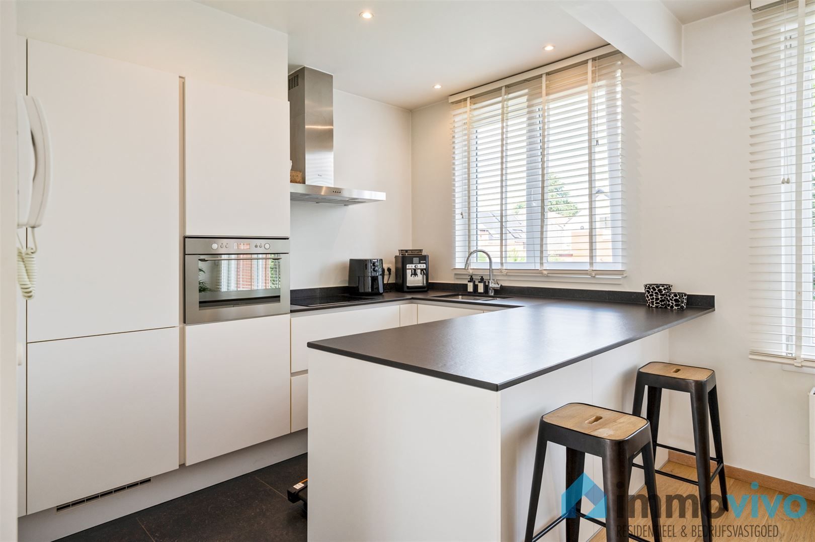 Gerenoveerde woning met prachtige tuin op toplocatie in Edegem foto 23