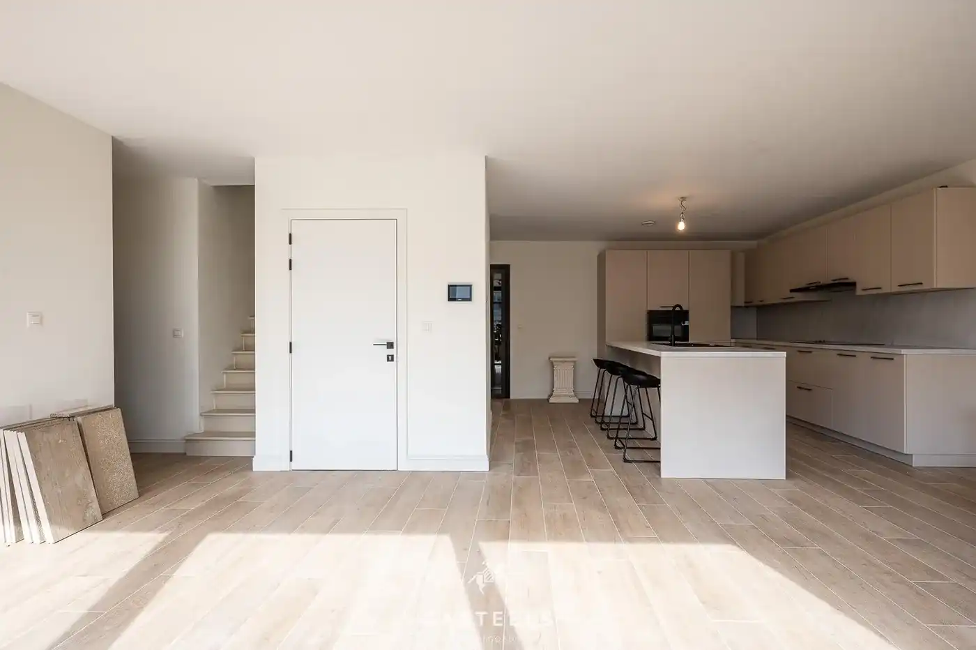 Ruime duplex met zonnig terras te Zelzate te koop foto 7