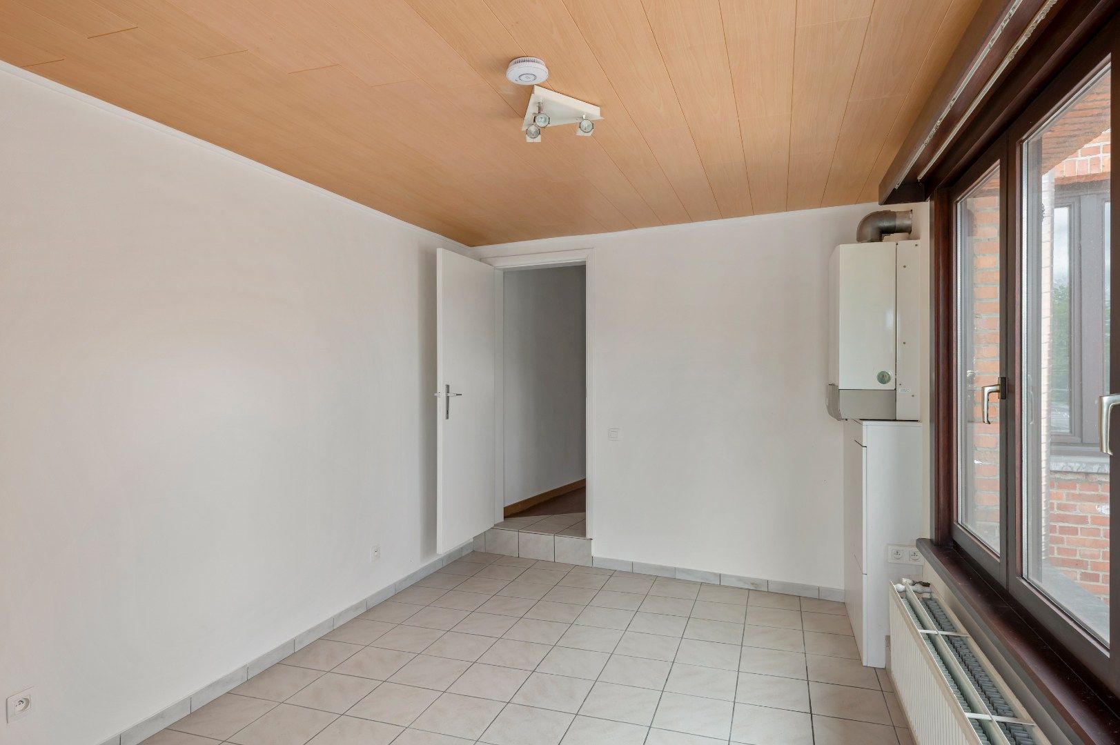 Handelspand in Olen met horeca- en andere mogelijkheden met bovenliggend appartement foto 18