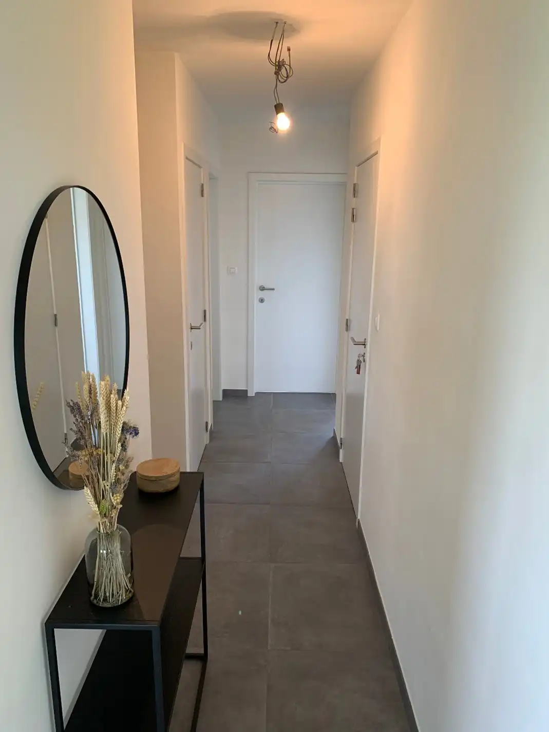 GEZELLIG APPARTEMENT MET 2 SLAAPKAMERS, TERRAS, KELDER EN 1 AUTOSTANDPLAATS TE BILZEN!  foto 16