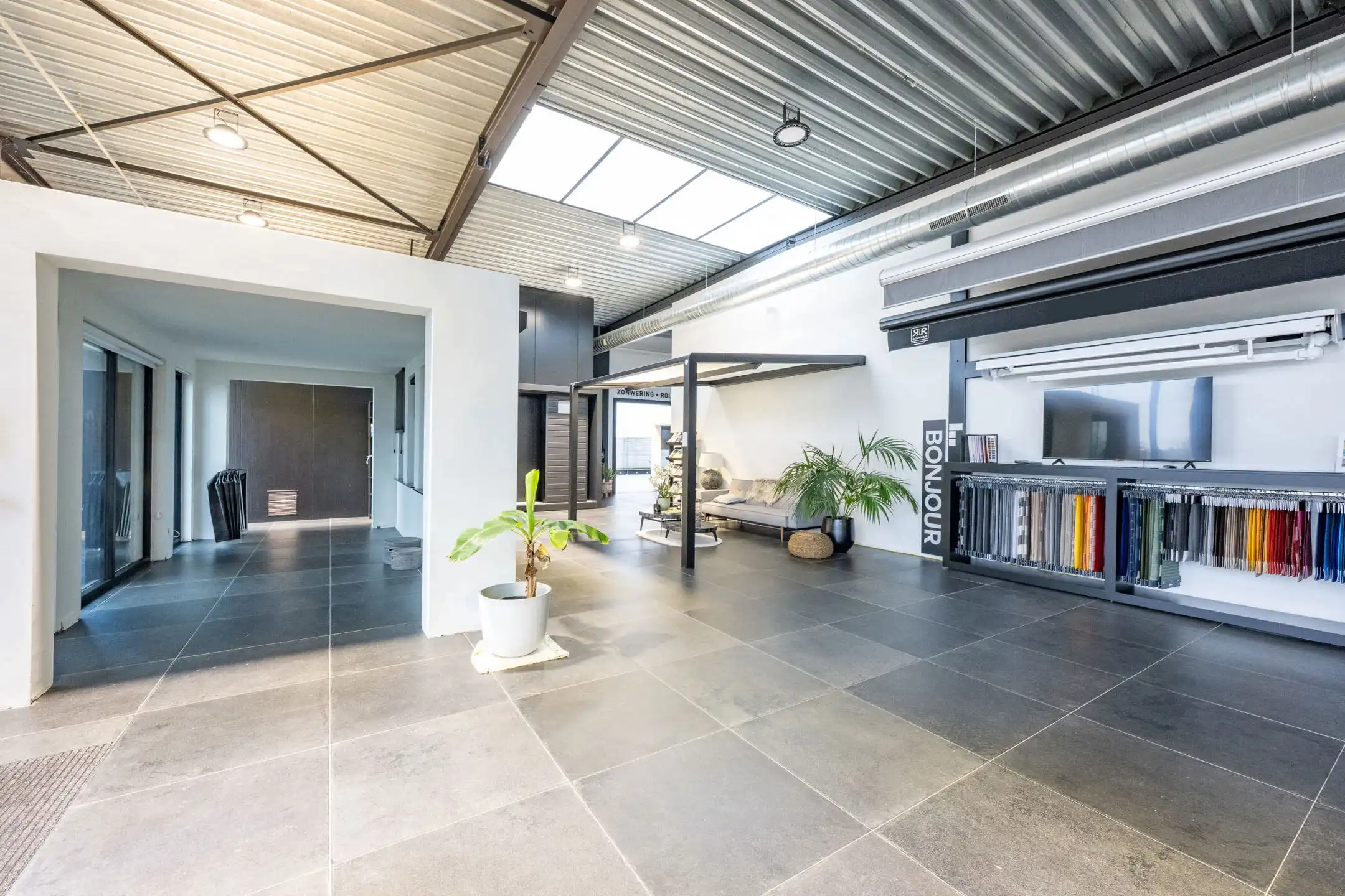 Bedrijfsvastgoed te koop foto 11