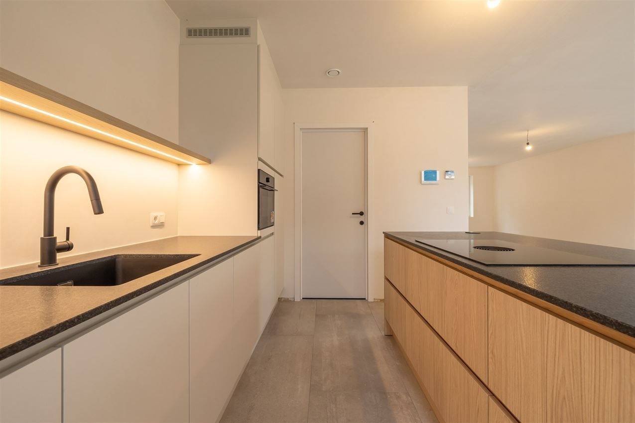 Nieuwbouwwoning 4slk - E10 op rustige ligging foto 5