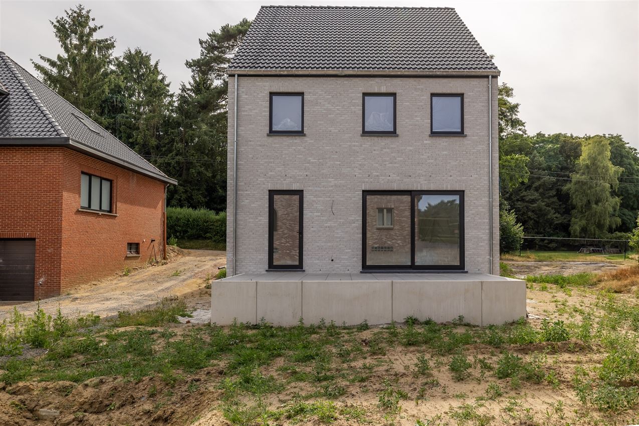 Nieuwbouwwoning 4slk - E10 op rustige ligging foto 5