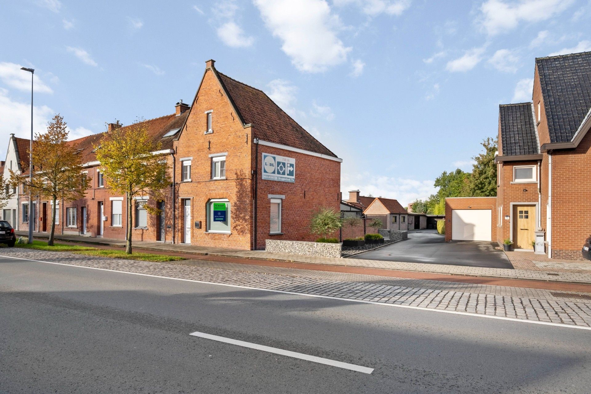 Hoofdfoto van de publicatie: Leuke half open woning met 3 slaapkamers en garage