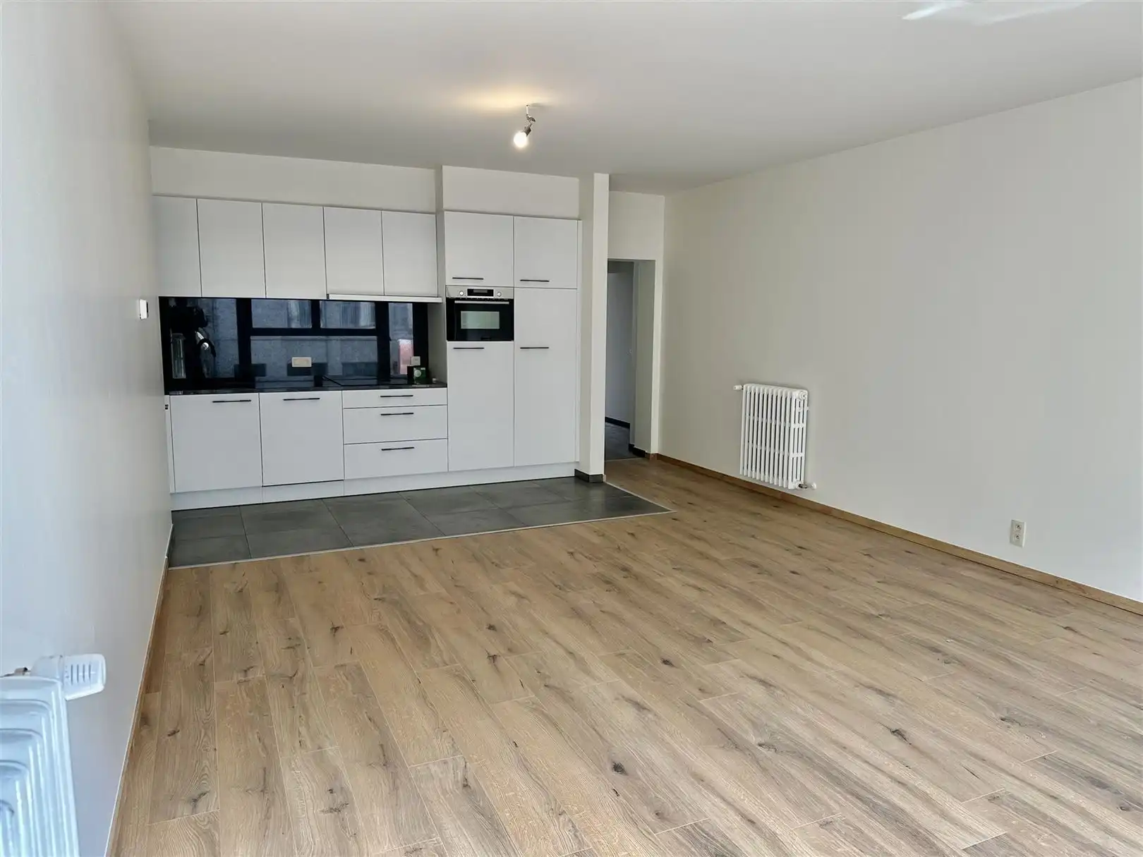 Mooi ingericht appartement te huur in centrum van Oudenaarde  foto 2