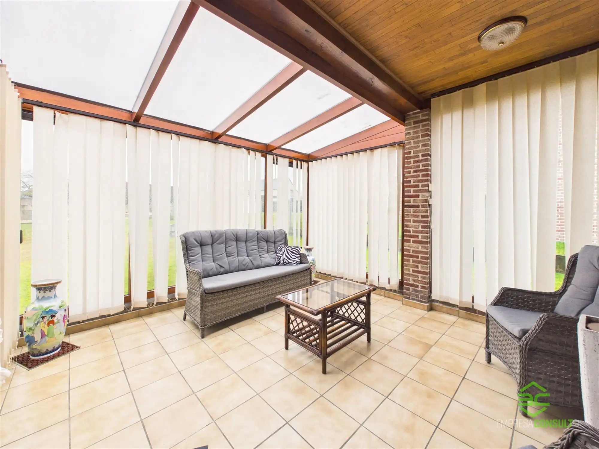 Gelijkvloerse woning met 2 slpk in Runkelen! foto 6