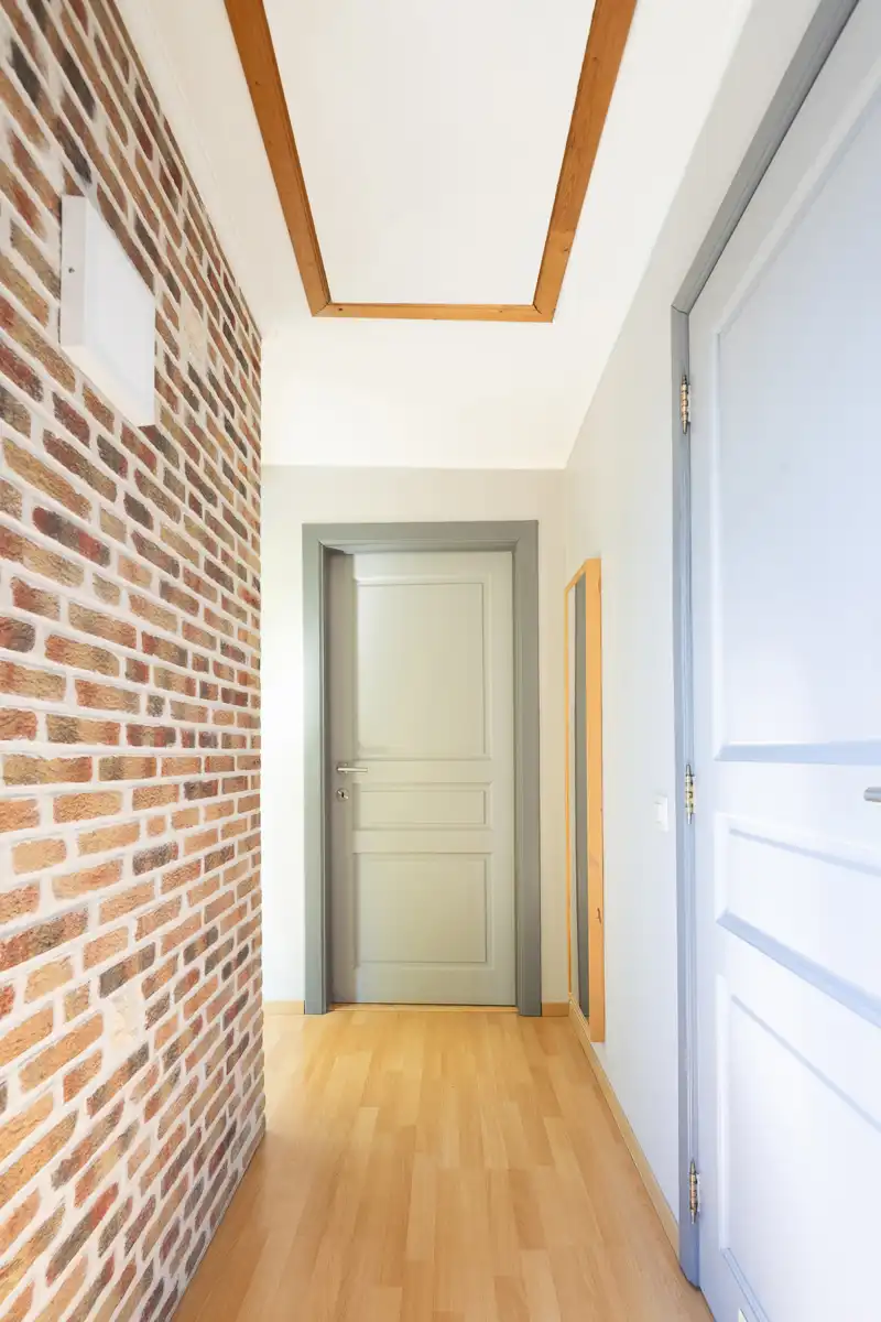 Veelzijdige woning met handelsruimte en garage foto 21