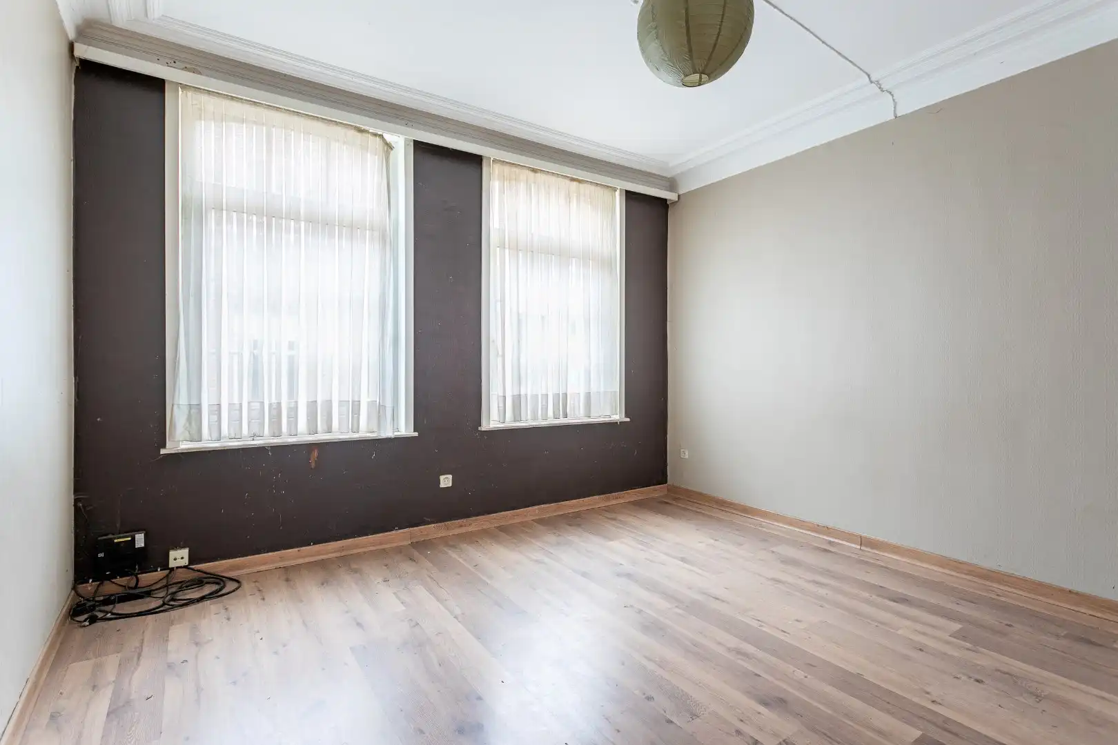 Handelshuis én appartement centrum Halle foto 16