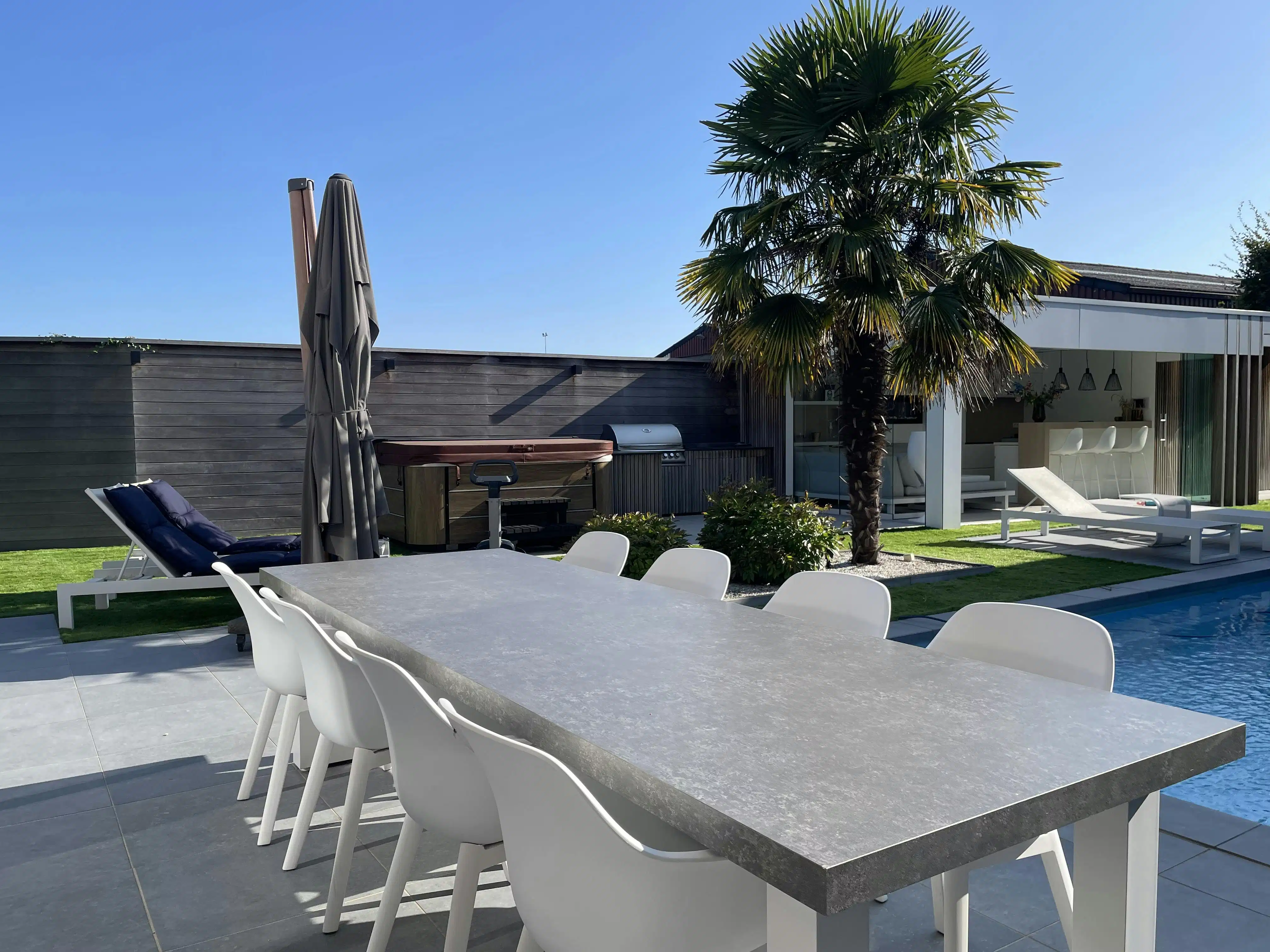 Luxe villa met exclusieve tuin en 600m2 magazijn in KMO-zone foto 88