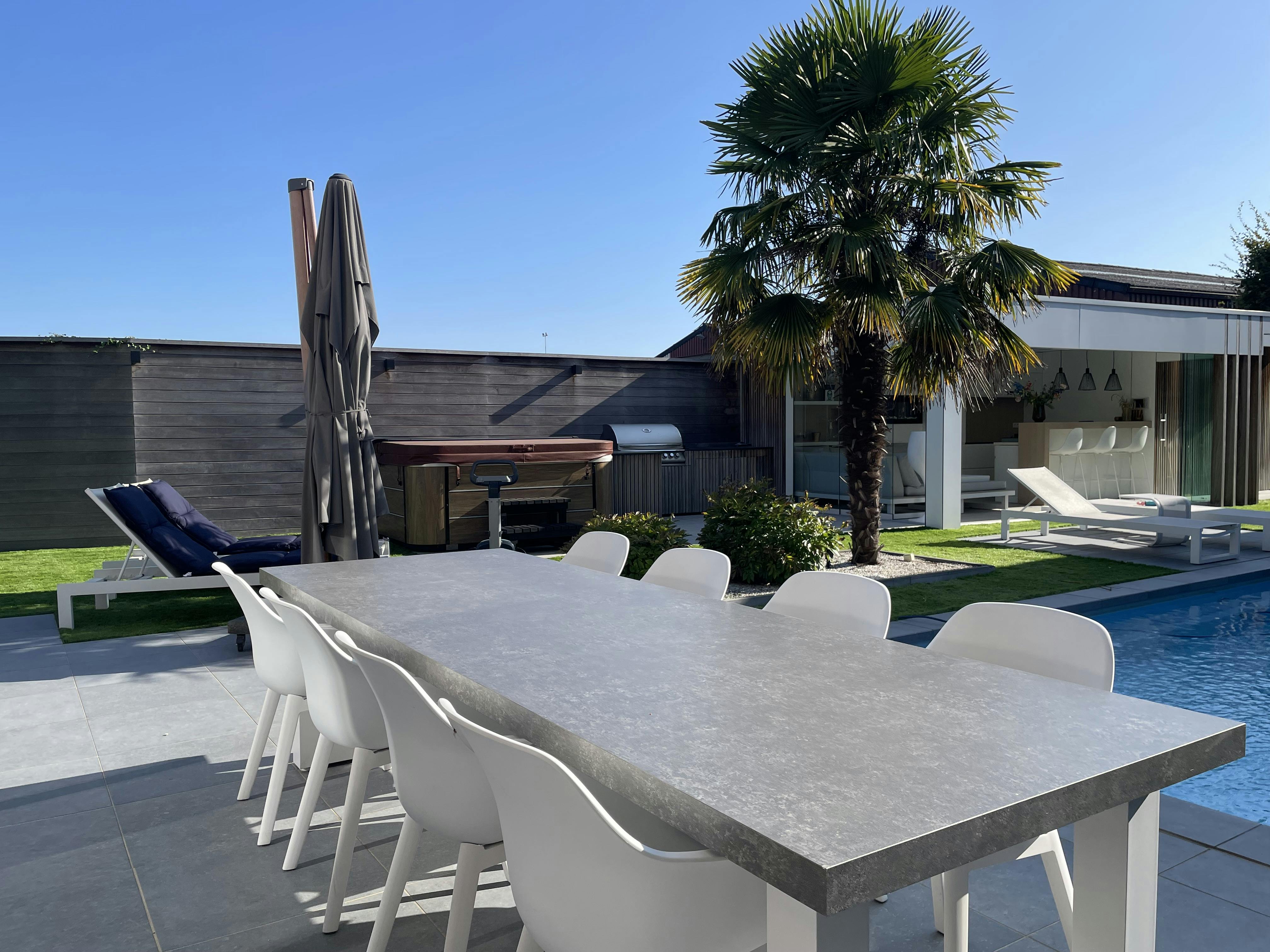 Luxe villa met exclusieve tuin en magazijn in KMO-zone foto 88