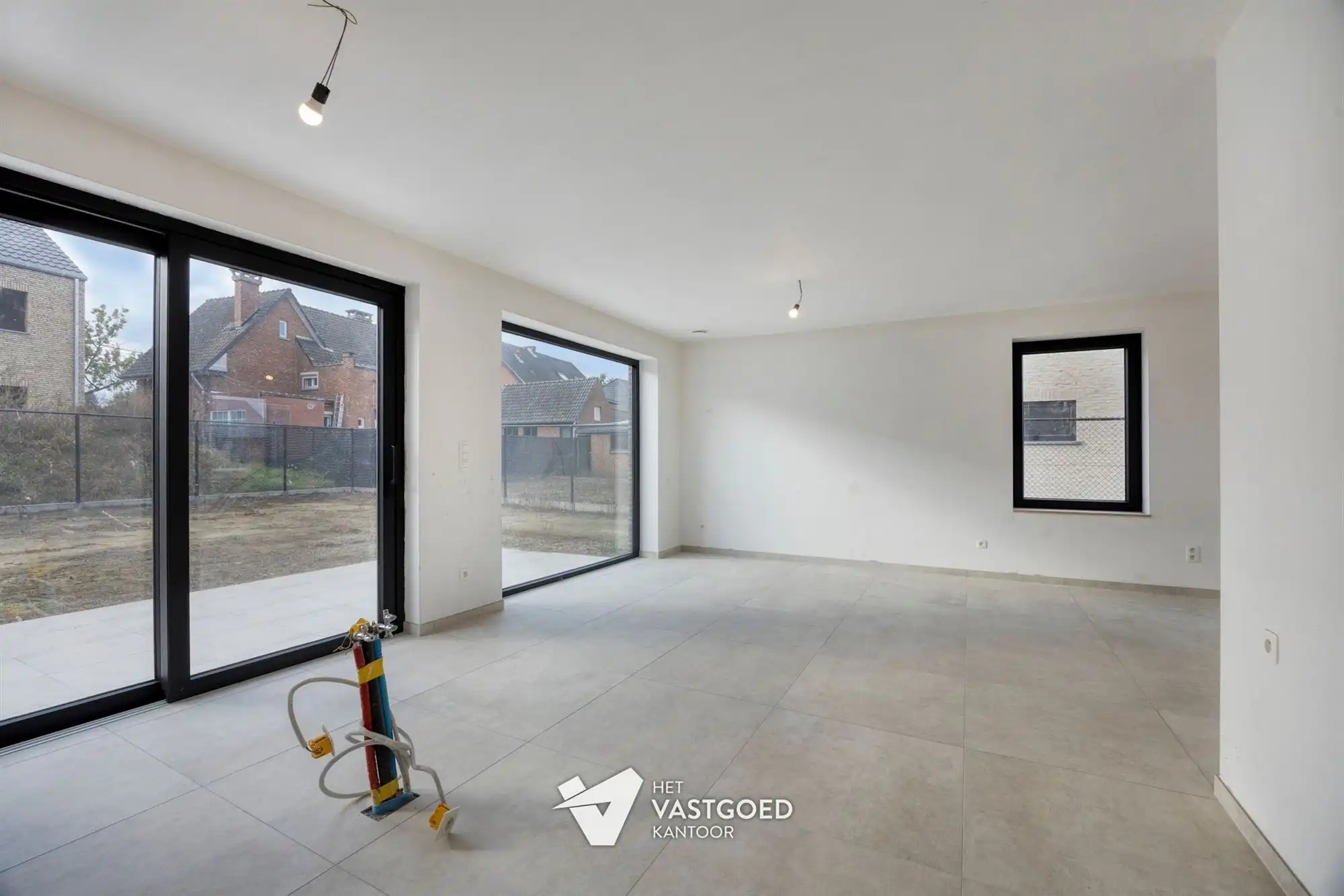 VOLLEDIG AFGEWERKTE EN ENERGIEZUINIGE NIEUWBOUWWONING OP PERCEEL VAN 4A88CA TE SCHAFFEN foto 8