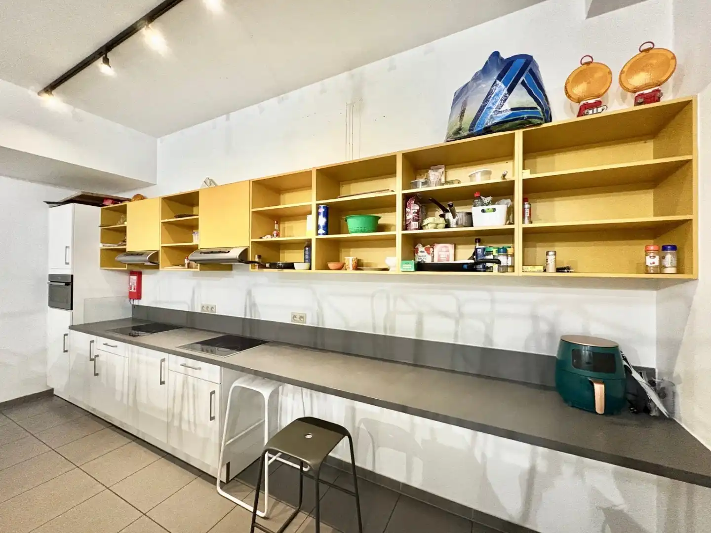 Moderne instapklare studentenkamer in hartje Antwerpen foto 6