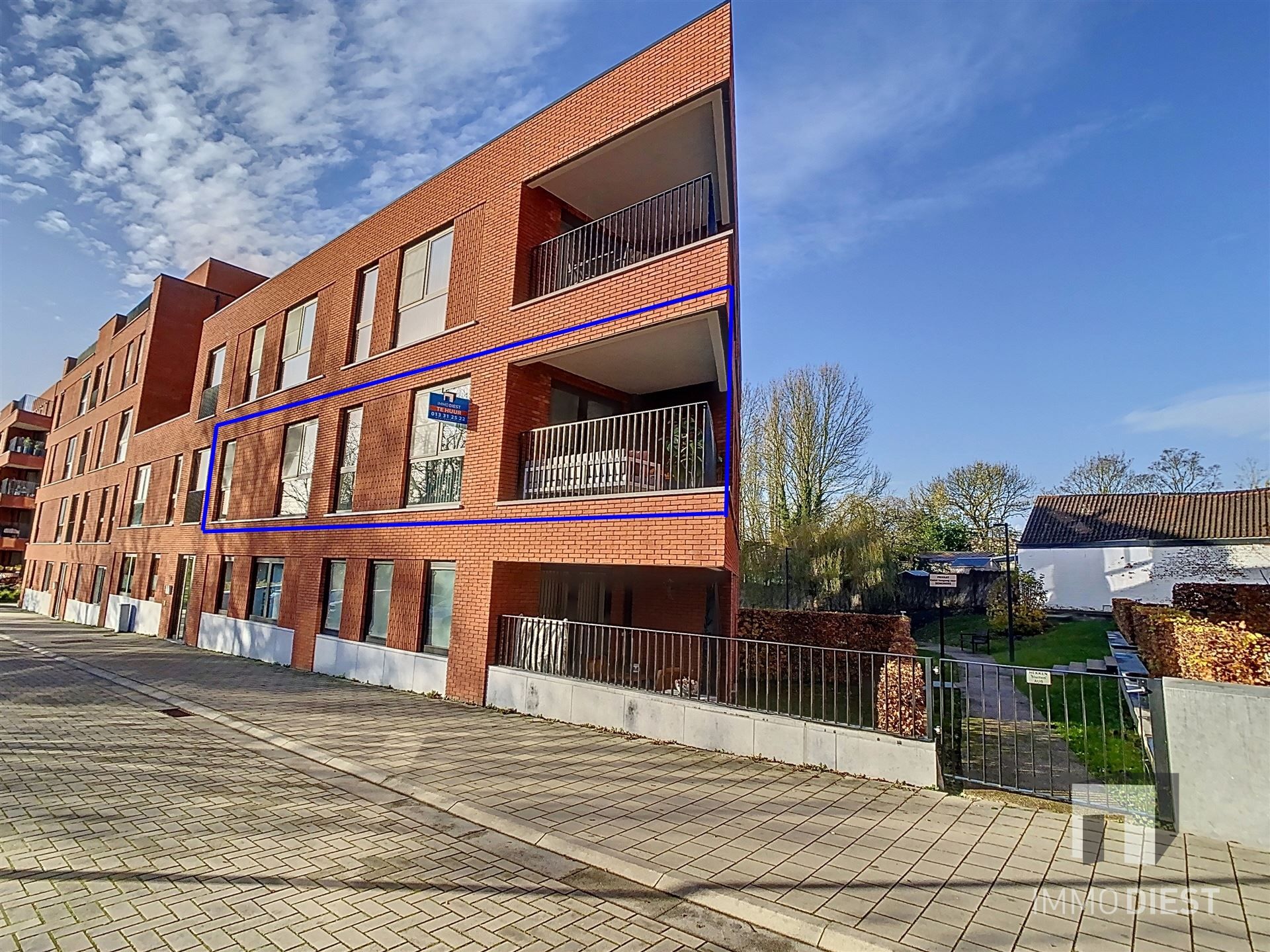 Nieuwbouw appartement in de stationswijk in Diest foto {{pictureIndex}}