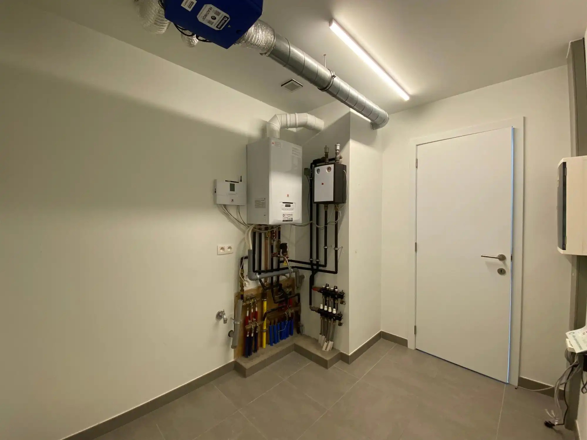 Appartement met twee slaapkamers in een rustige en mooie residentie  foto 9