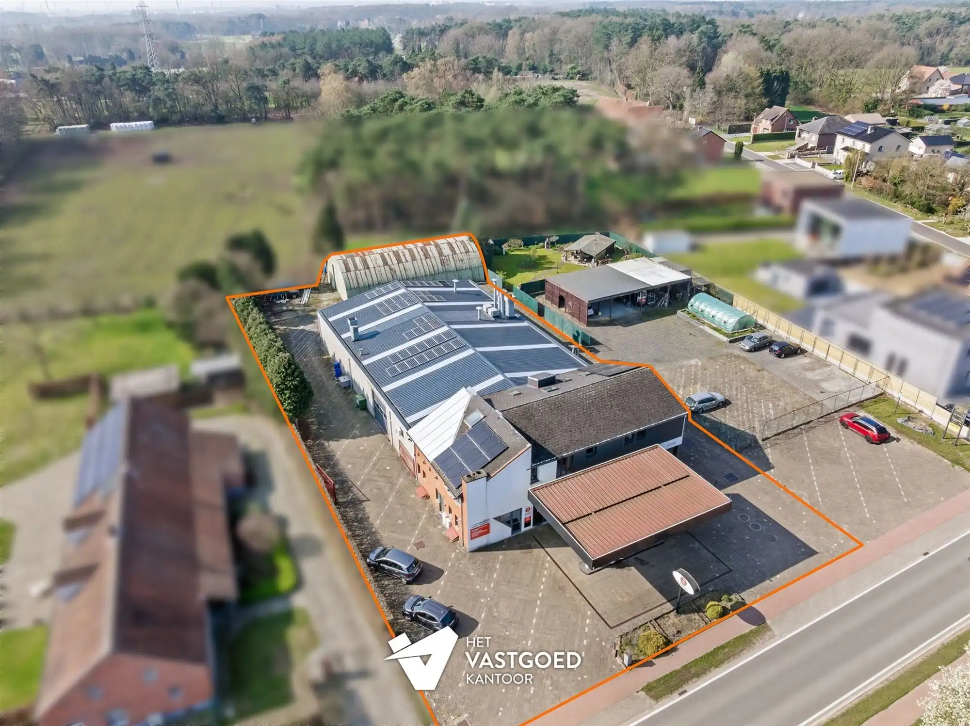 OVER TE NEMEN GARAGE (800M²) EN TANKSTATION GELEGEN OP EEN PERCEEL VAN 2727M² TE HAM foto 39