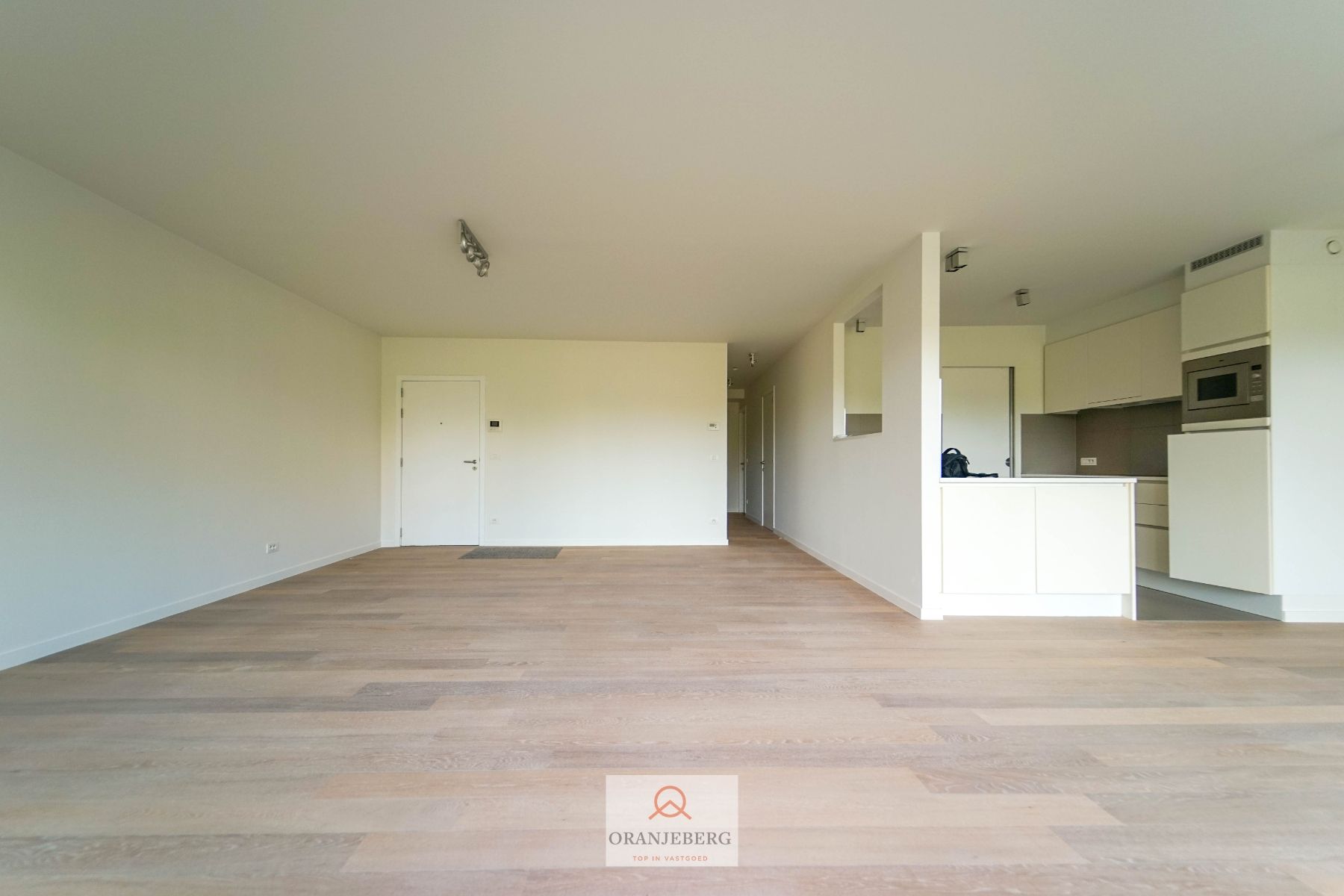Instapklaar gelijkvloers 2 slpk appartement met tuin foto 13
