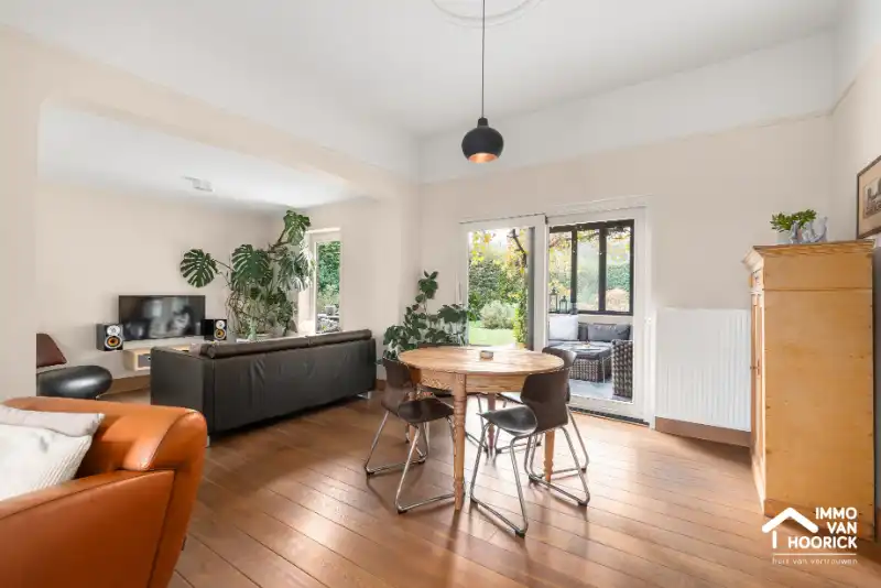 Instapklare karaktervolle OB met 5 slpkmrs met mooie tuin in groene omgeving! foto 3