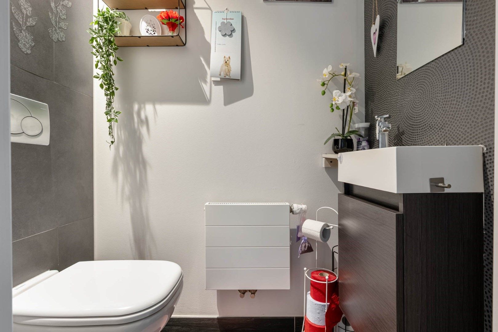 Gelijkvloers INVESTERINGSAPPARTEMENT vlakbij centrum met fraai terras en autostandplaats. foto 15