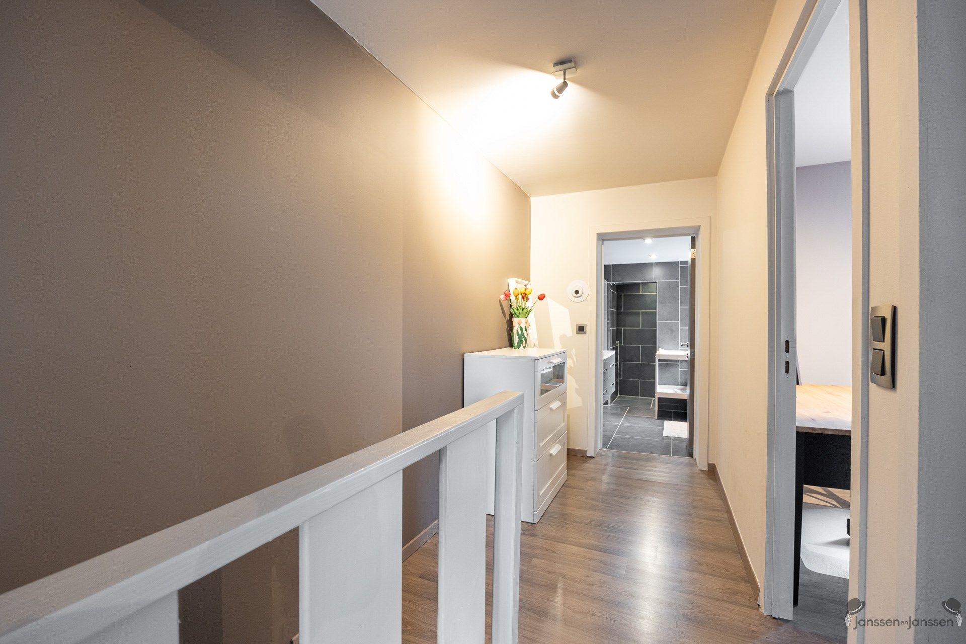 Gezellige gerenoveerde woning  foto 12