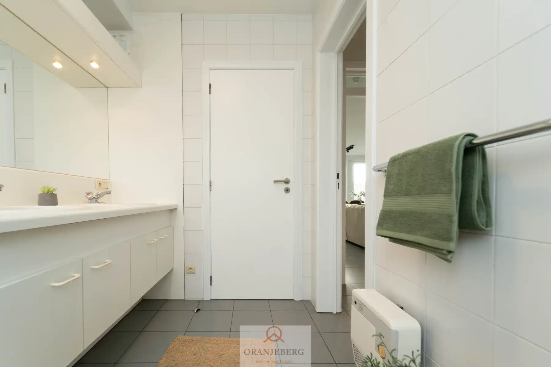 Lichtrijk 2-slpk appartement foto 24