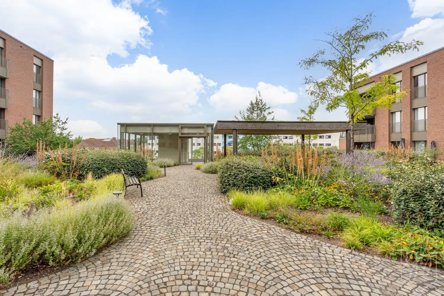 Exclusief, instapklaar appartement met ruim terras in Quartier Bleu foto 23