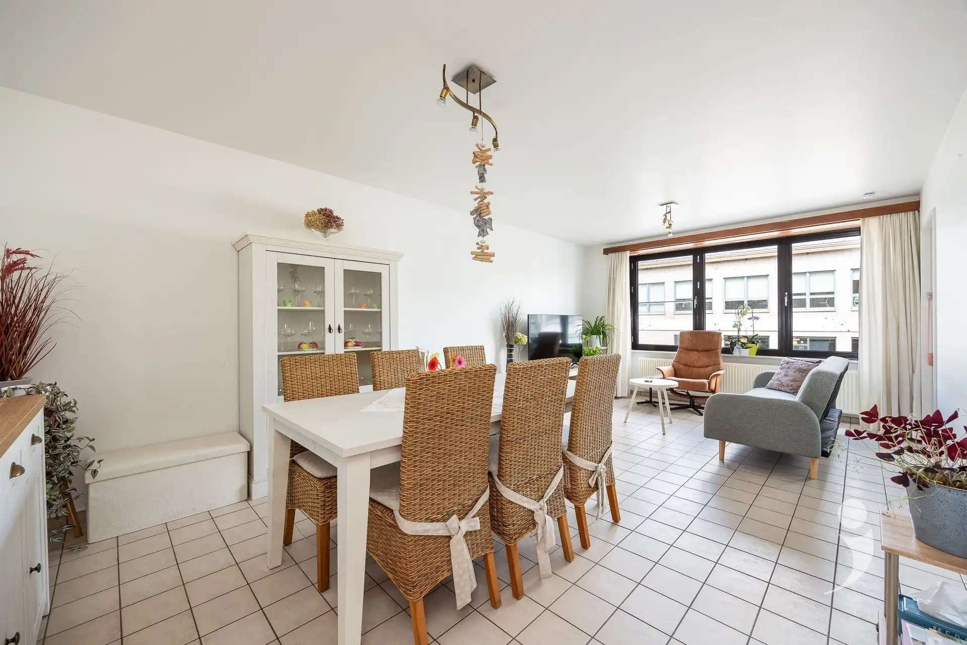 Instapklaar appartement met ruime garage te centrum Aarschot foto 3
