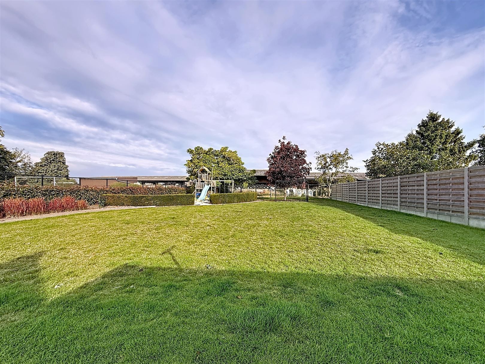 Instapklare woning, 3/5 slpks, tuin, terrassen, garage, 12a 65ca foto 9