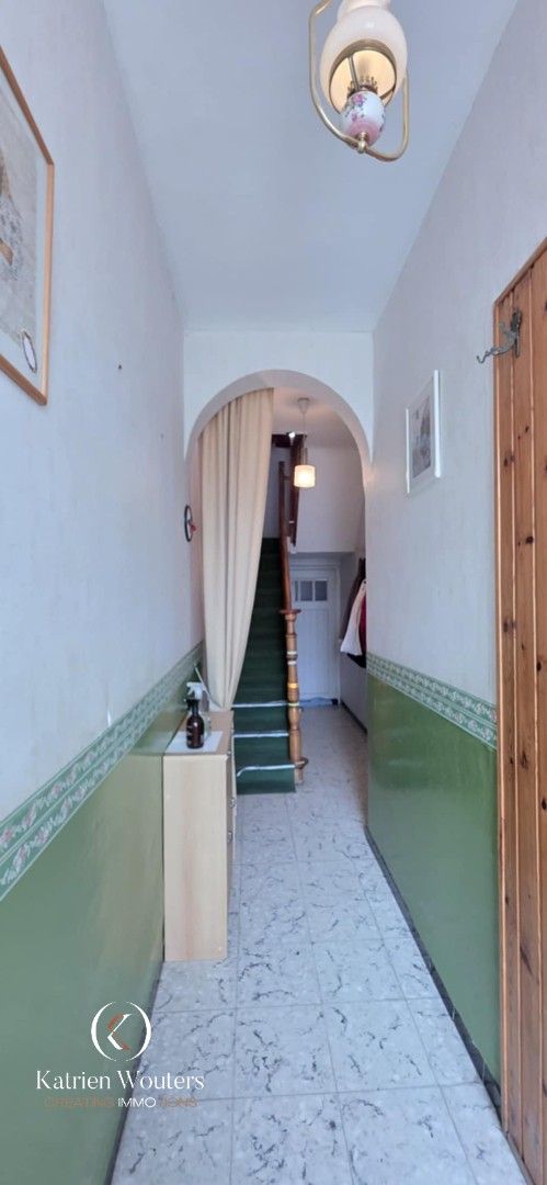 Renovatiewoning met veel potentieel foto 3