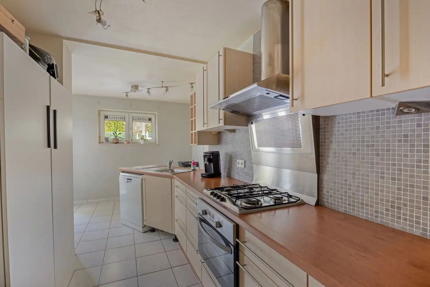 Rustig gelegen halfopen bebouwing met 3 slaapkamers, veranda en garage in Houthalen-Helchteren foto 13