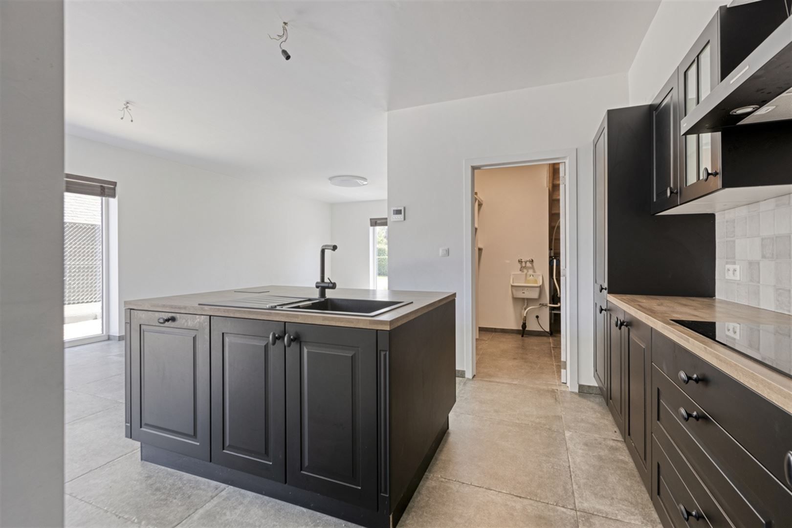 TE HUUR: Nieuwbouwwoning met 2 slaapkamers te Leopoldsburg!  foto 3