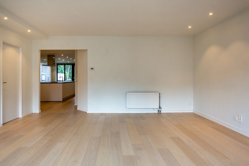 Ruim luxueus 2 slpk. appartement, groot terras, P, hartje Schilde! foto 9