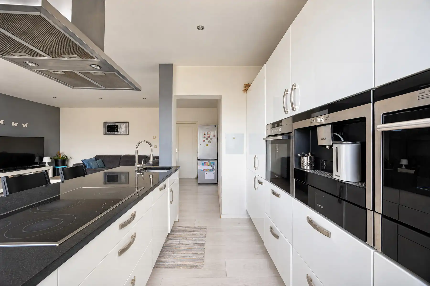 MOOI APPARTEMENT MET 2 SLAAPKAMERS EN TERRAS TE WILRIJK foto 7