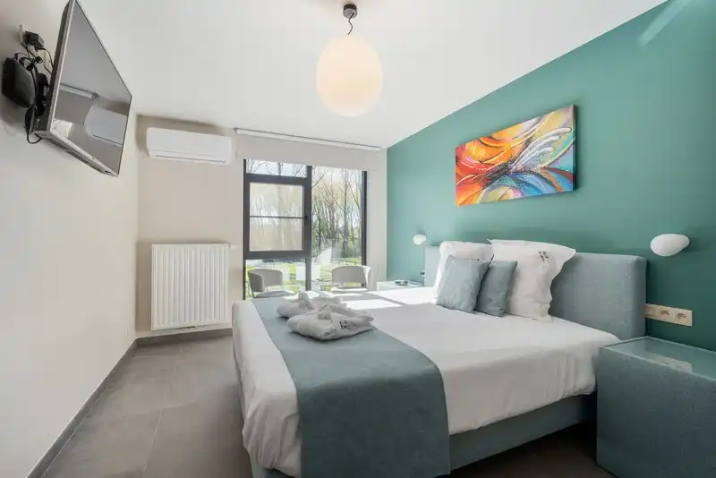 Moderne villa met hippisch complex op 15.856m²  foto 18