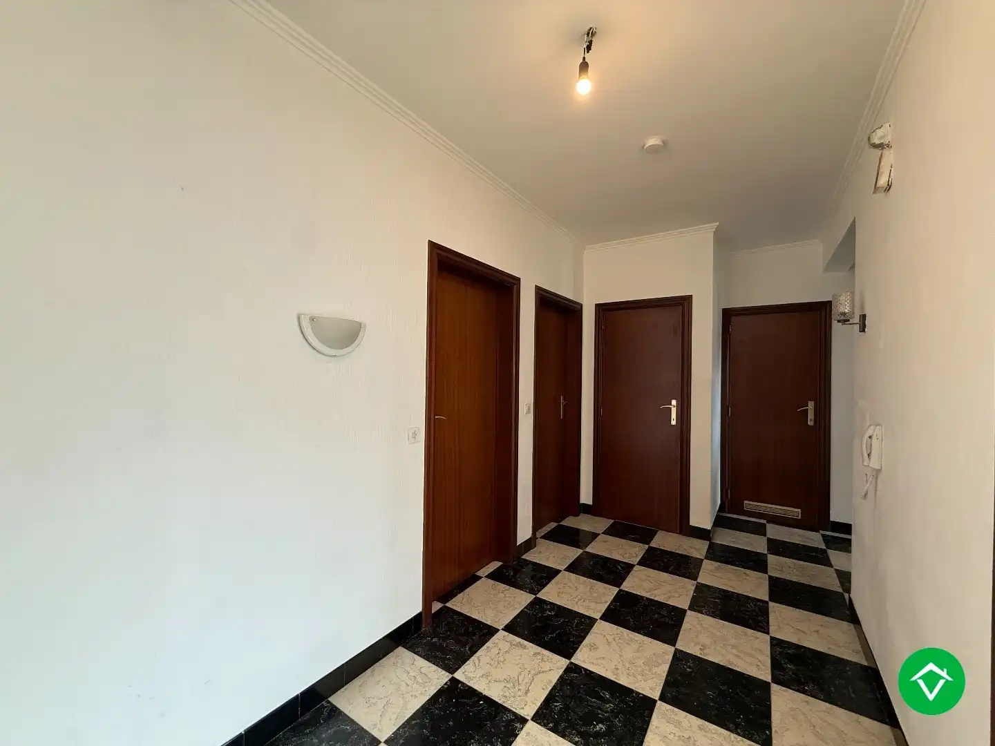 Appartement met 2 slaapkamers te Roeselare foto 2