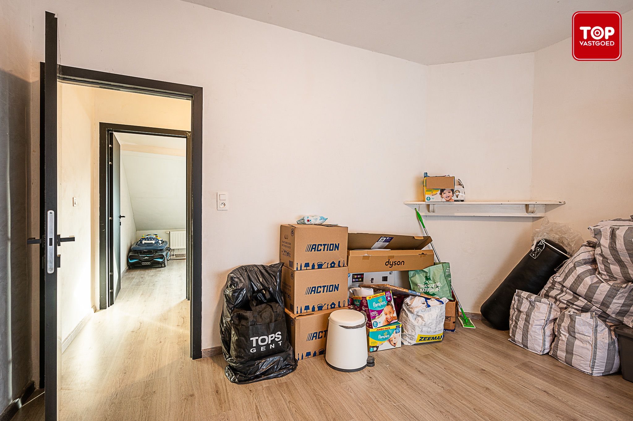 Instapklare woning met 4 slaapkamers.  foto 20