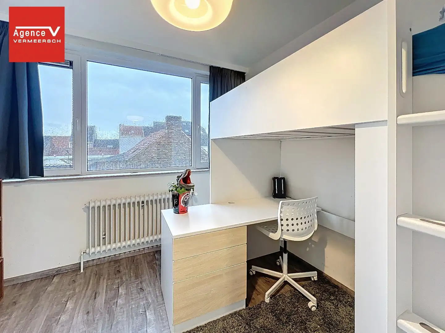 Ruim instapklaar 3 slkr appartement inclusief autostaanplaats in gebouw.  foto 13