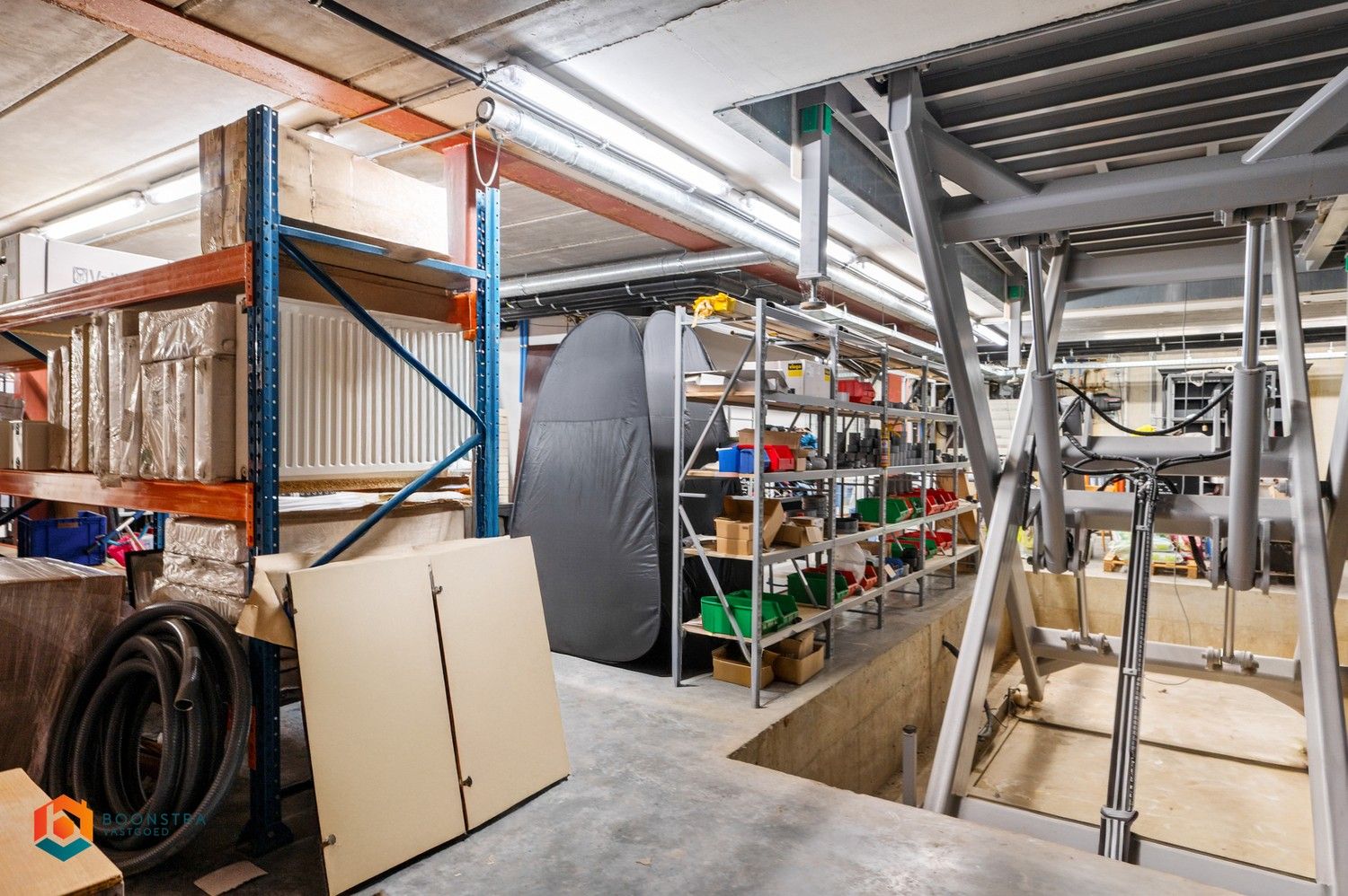 Exclusieve moderne villa met handelsruimte te Schriek foto 38