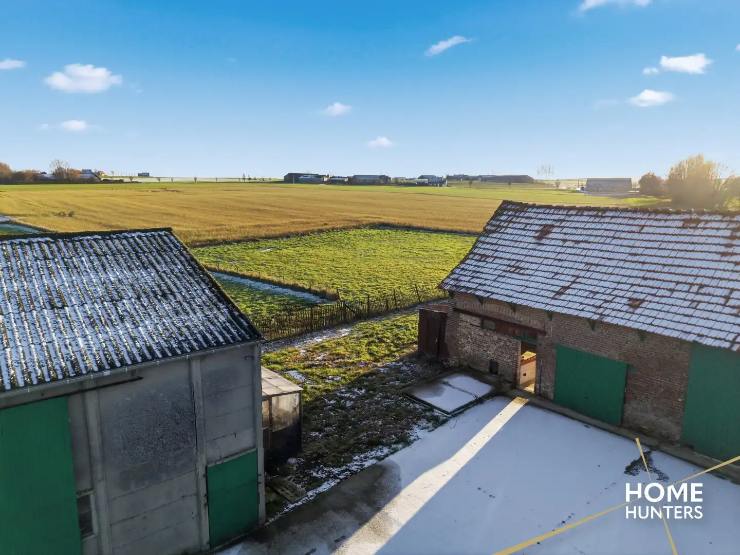 Unieke te renoveren hoeve op 14.188 m² met adembenemend zicht op de Kemmelberg foto 9