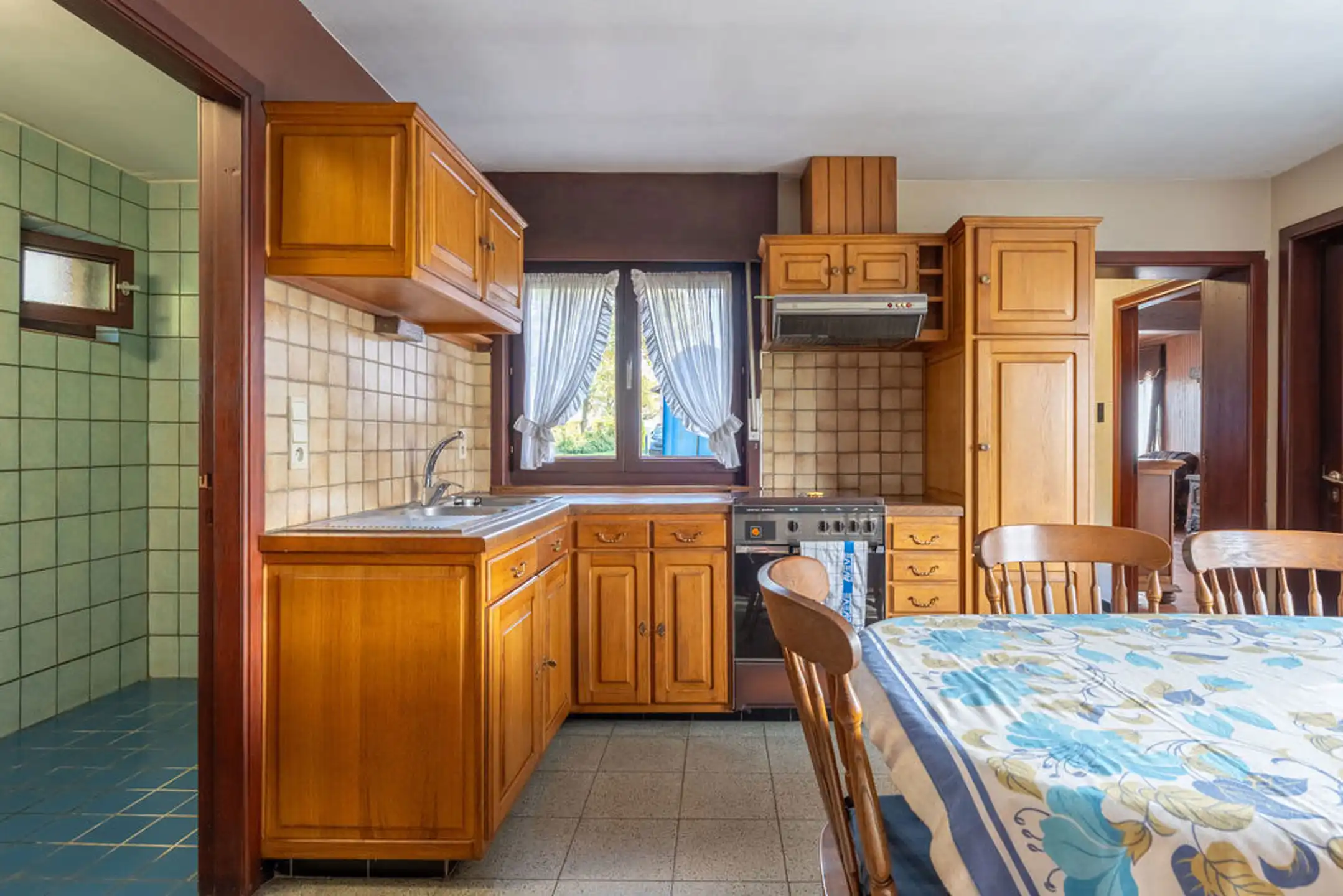 Te renoveren woning op een mooi en gunstig gelegen perceel van in totaal 6.449 m². foto 29