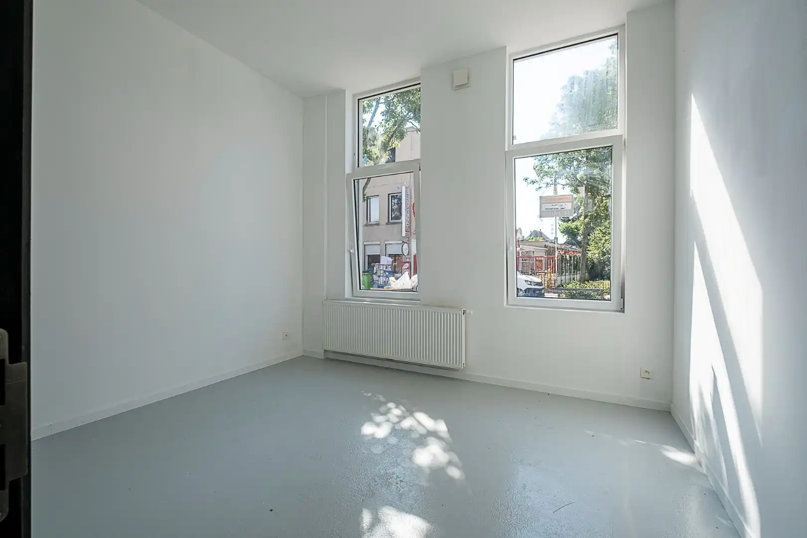 Lichtrijk wonen in industriële stijl foto 10