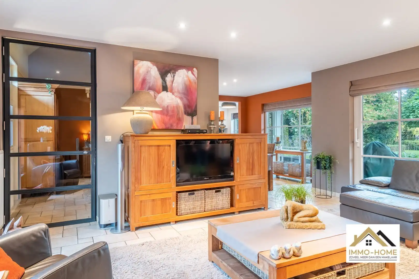 Prachtige woning met breed uitzicht op de tuin foto 13