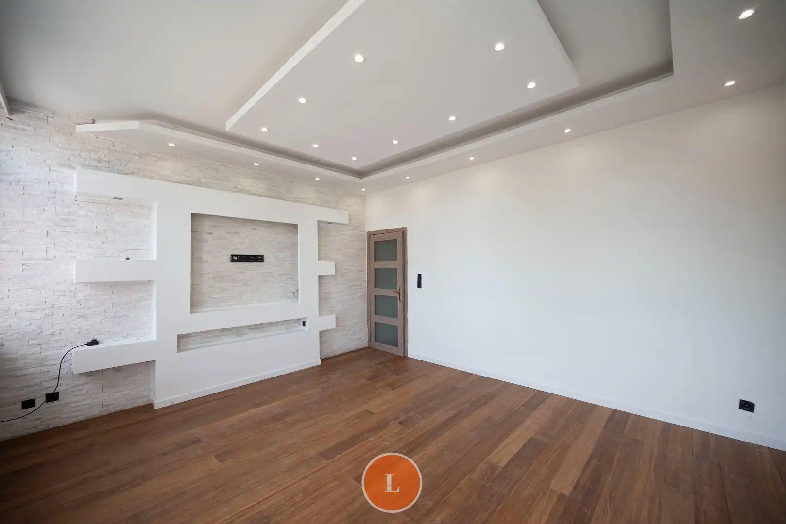 Huis met 4 slaapkamers te koop in centrum Menen foto 15