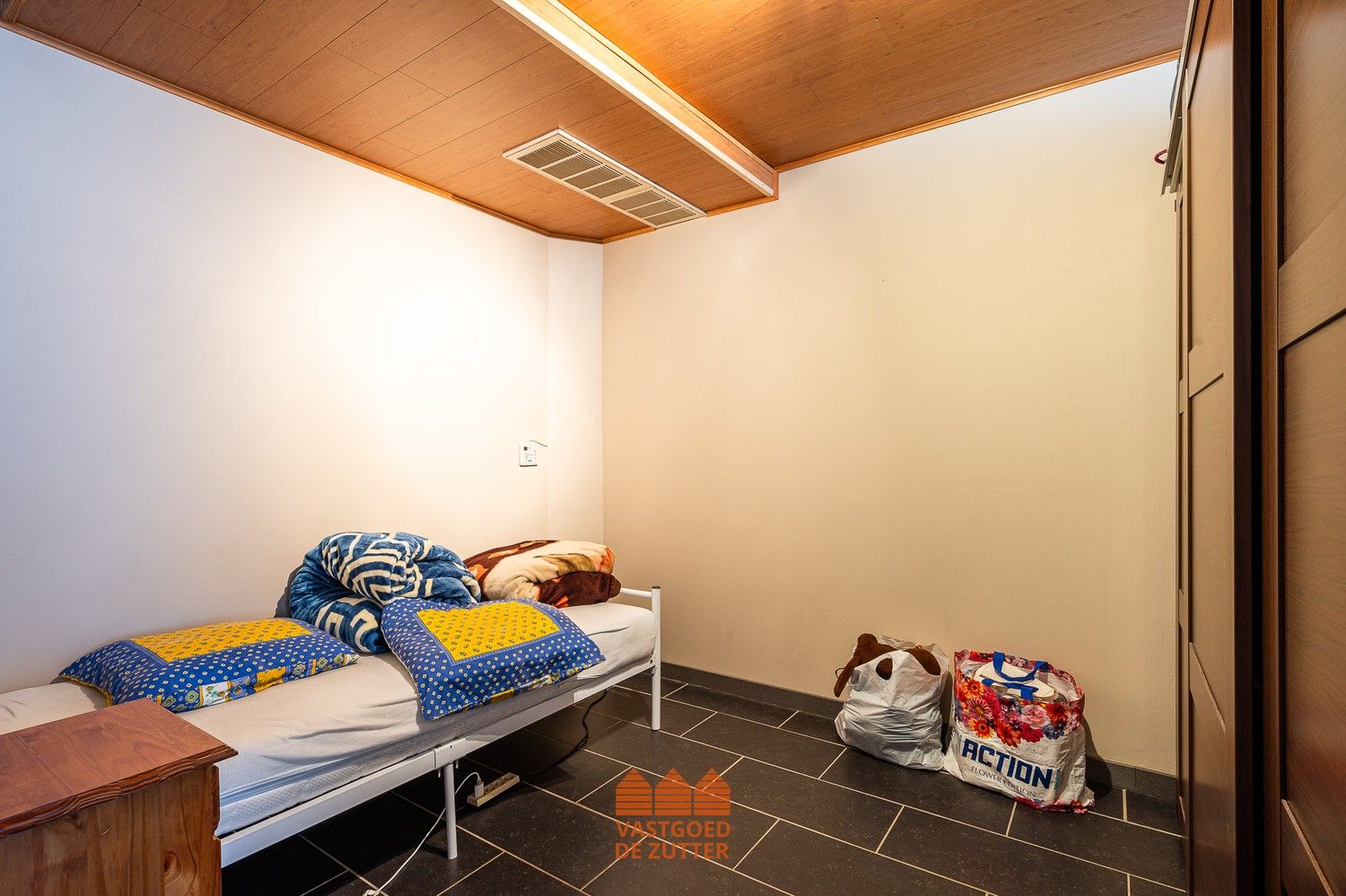Ruime woning met garage en verhuurde studio foto 28