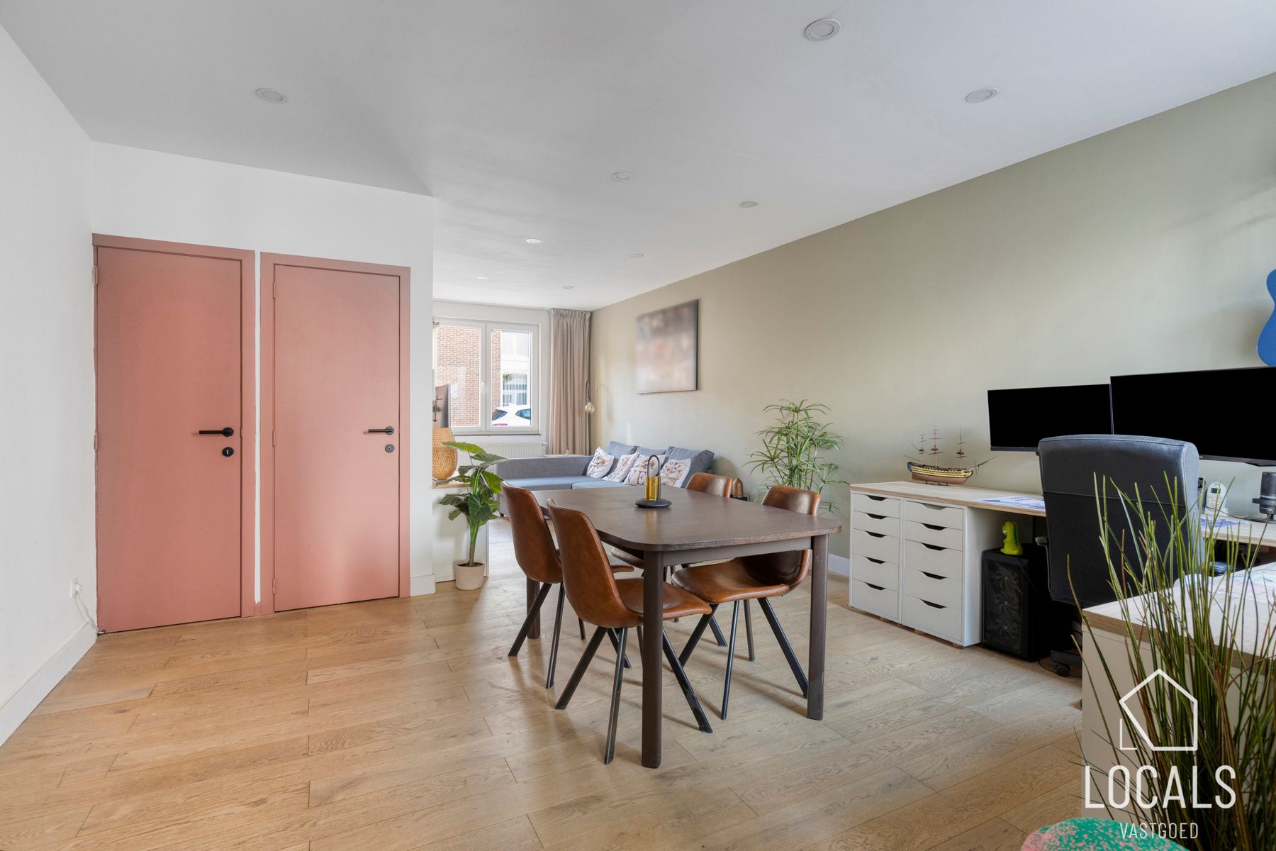 Comfortabele vernieuwde woning op centrale locatie  foto 6